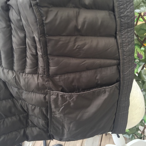 32 degree Heat Puffer Coat Medium - Picture 6 of 7